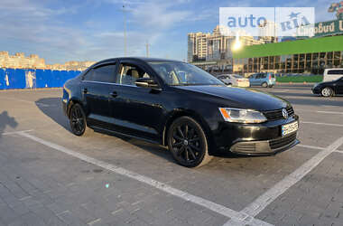 Седан Volkswagen Jetta 2012 в Одесі