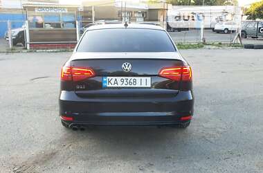 Седан Volkswagen Jetta 2015 в Києві