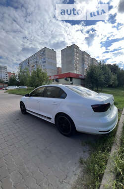 Седан Volkswagen Jetta 2014 в Полтаві