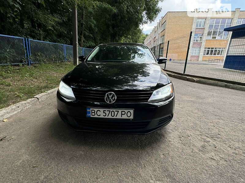 Седан Volkswagen Jetta 2012 в Львове