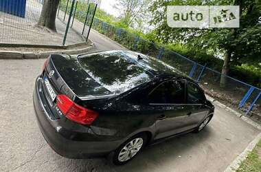 Седан Volkswagen Jetta 2012 в Львове