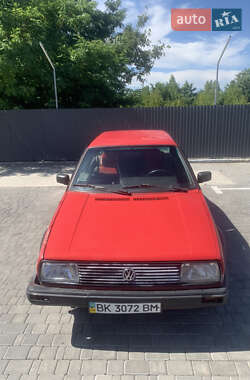 Седан Volkswagen Jetta 1988 в Ровно