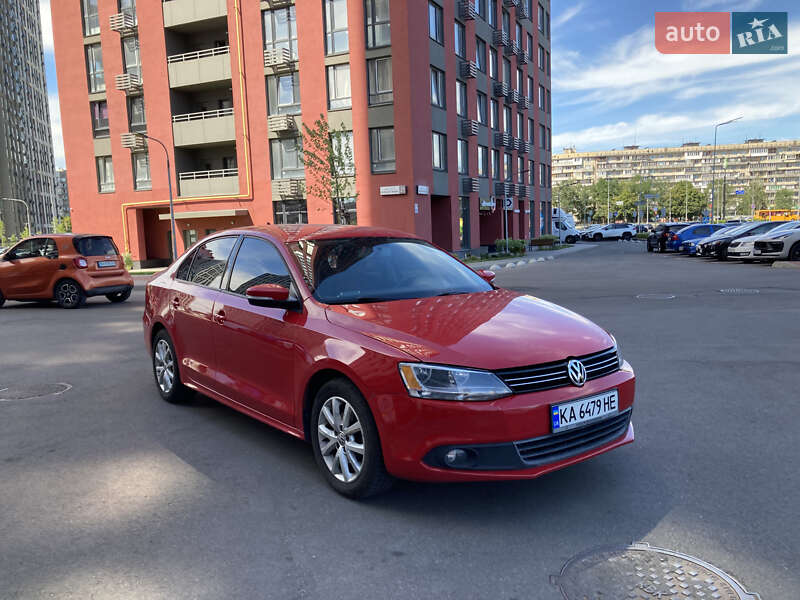Седан Volkswagen Jetta 2014 в Києві
