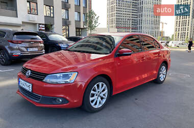 Седан Volkswagen Jetta 2014 в Киеве