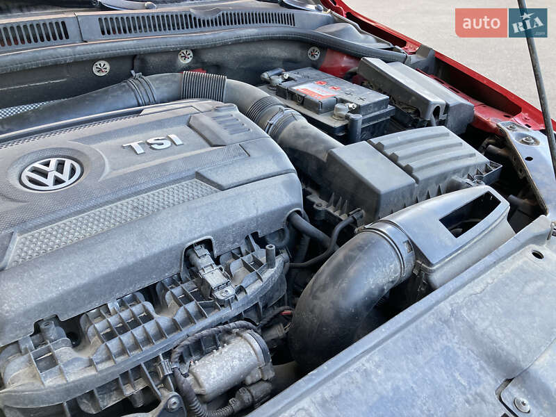 Седан Volkswagen Jetta 2014 в Києві