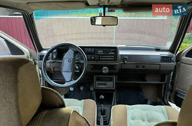Седан Volkswagen Jetta 1988 в 