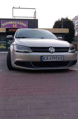 Седан Volkswagen Jetta 2012 в Києві