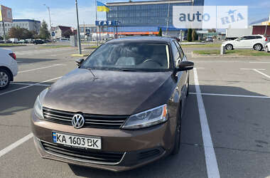 Седан Volkswagen Jetta 2014 в Борисполе