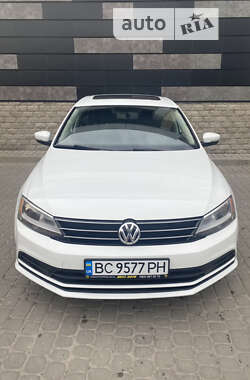 Седан Volkswagen Jetta 2017 в Львове