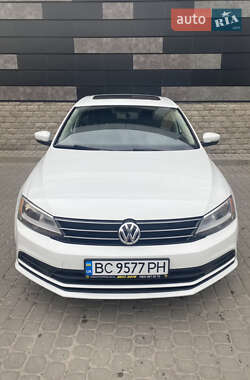 Седан Volkswagen Jetta 2017 в 
