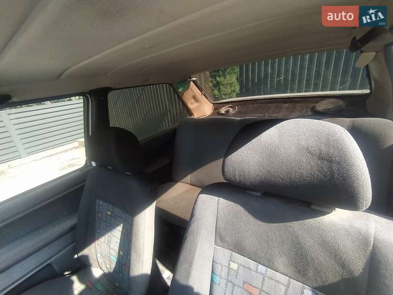 Седан Volkswagen Jetta 1985 в Кицмани фото 7 Седан Volkswagen Jetta 1985 в Кицмани