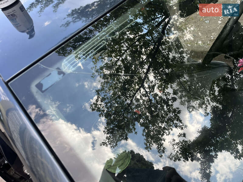 Седан Volkswagen Jetta 2009 в Киеве
