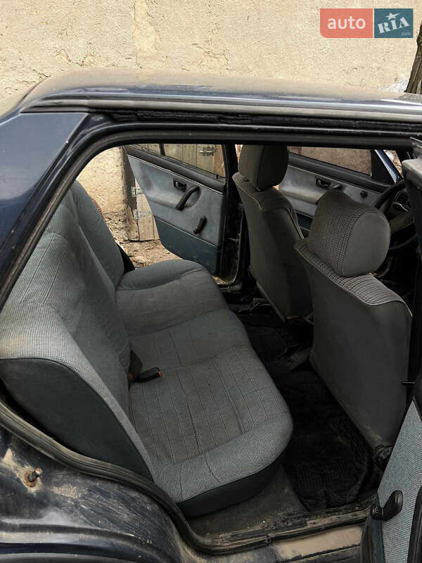 Седан Volkswagen Jetta 1990 в Львове