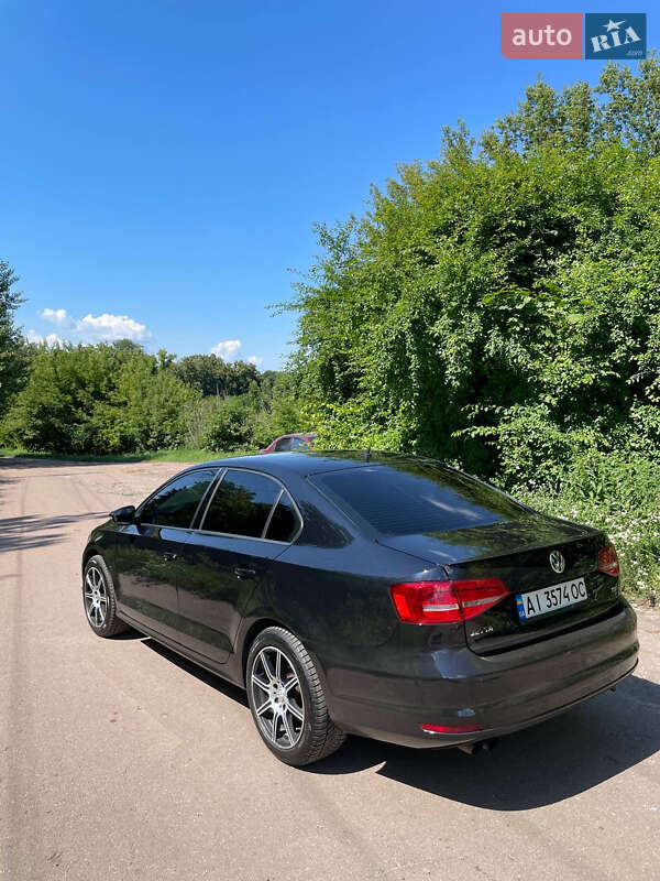 Седан Volkswagen Jetta 2015 в Білій Церкві