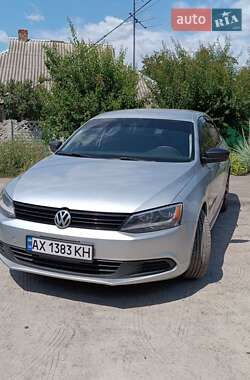 Volkswagen Jetta 2013