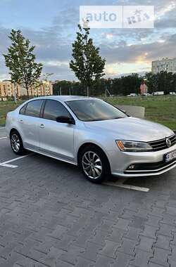 Седан Volkswagen Jetta 2014 в Києві