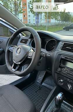 Седан Volkswagen Jetta 2014 в Києві