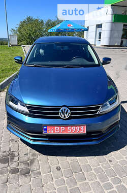 Седан Volkswagen Jetta 2015 в Львові