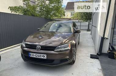 Седан Volkswagen Jetta 2011 в Києві