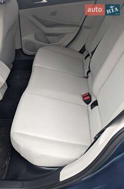 Седан Volkswagen Jetta 2019 в Стрию