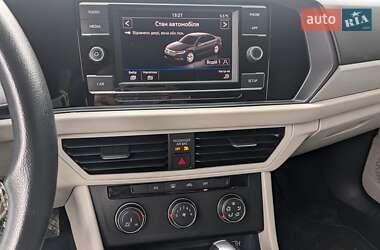 Седан Volkswagen Jetta 2019 в Стрию