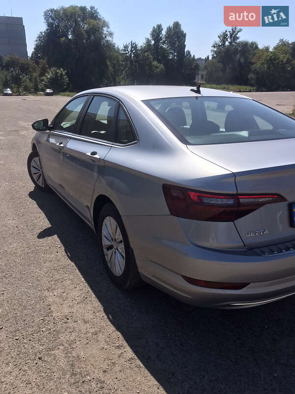 Седан Volkswagen Jetta 2020 в Харькове