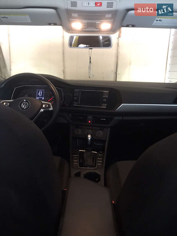 Седан Volkswagen Jetta 2020 в Харькове
