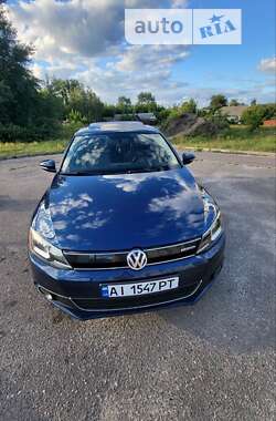 Седан Volkswagen Jetta 2013 в Києві