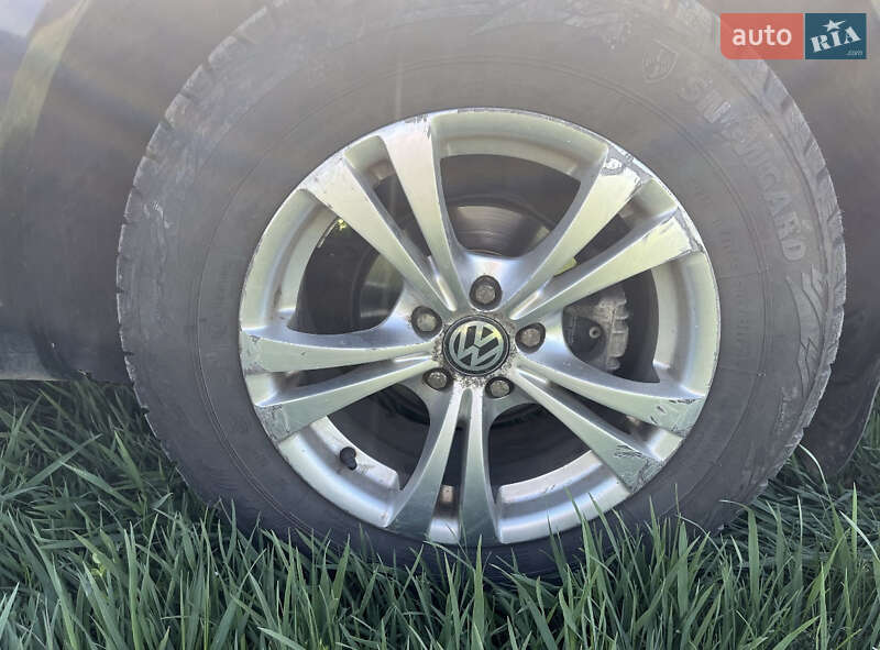 Седан Volkswagen Jetta 2002 в Казанці