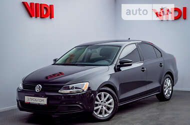 Седан Volkswagen Jetta 2010 в Киеве