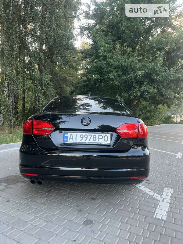 Седан Volkswagen Jetta 2014 в Киеве
