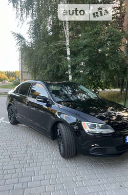 Седан Volkswagen Jetta 2014 в Киеве