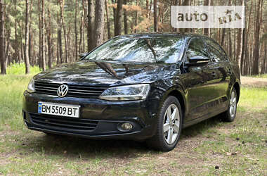 Седан Volkswagen Jetta 2014 в Сумах