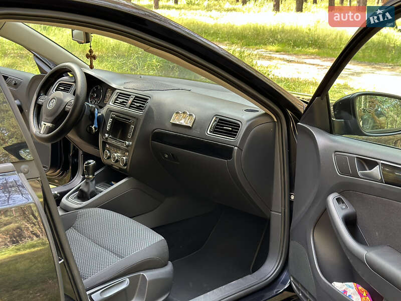 Седан Volkswagen Jetta 2014 в Сумах