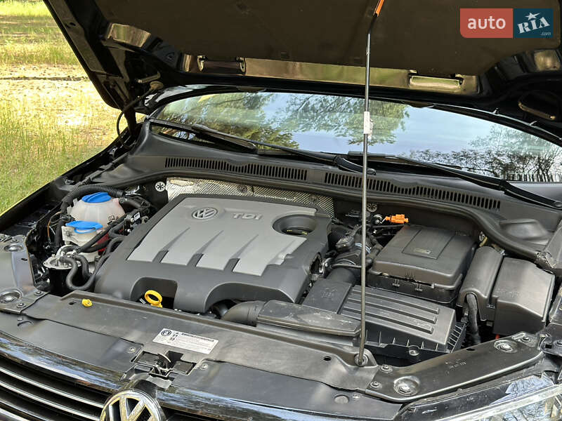 Седан Volkswagen Jetta 2014 в Сумах