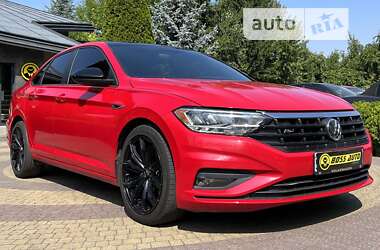 Седан Volkswagen Jetta 2018 в Львове