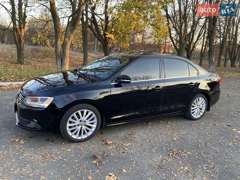 Седан Volkswagen Jetta 2011 в Гайвороні
