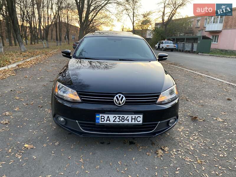 Седан Volkswagen Jetta 2011 в Гайвороні
