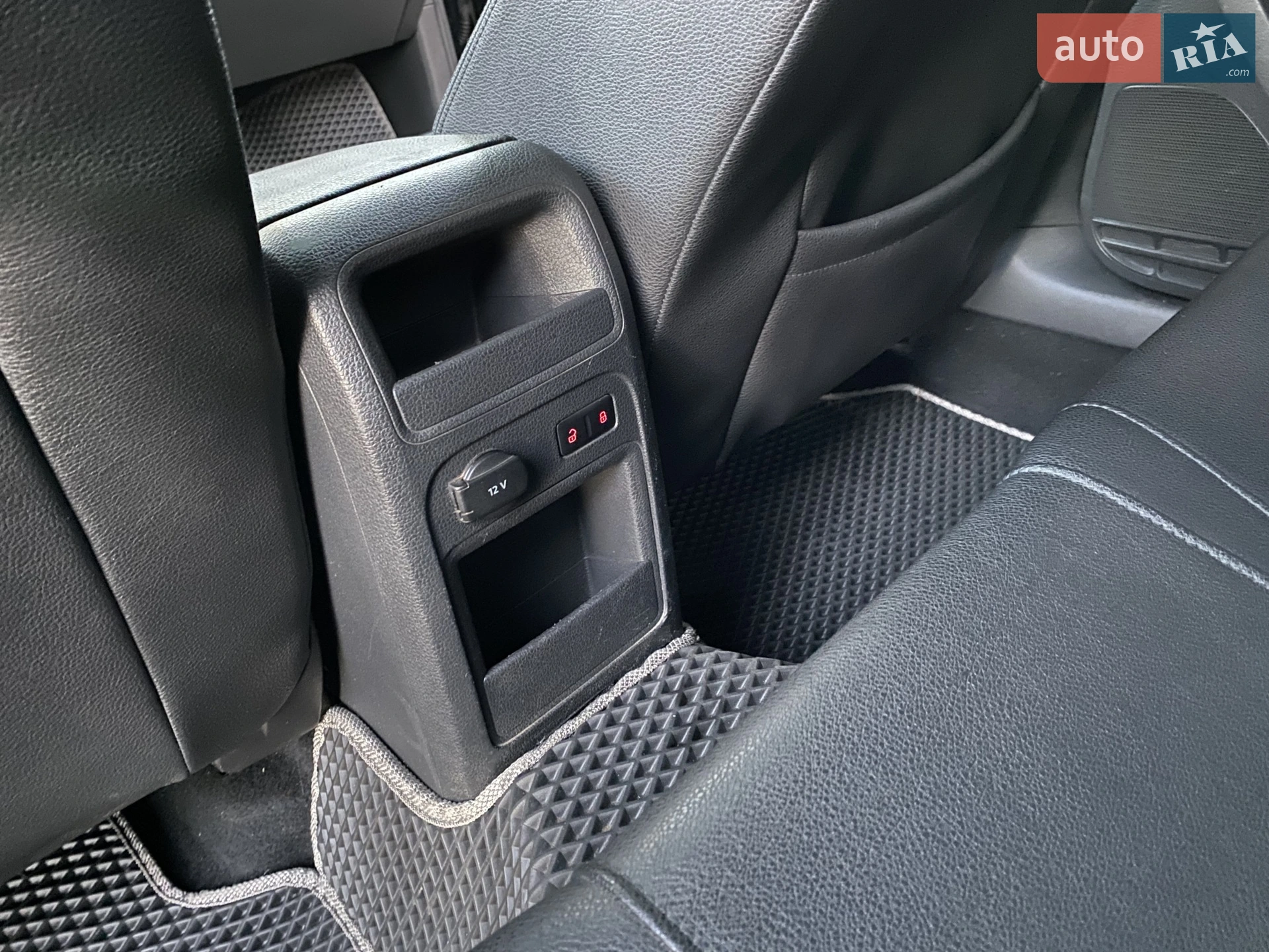 2011 Volkswagen Jetta - мініатюра 23
