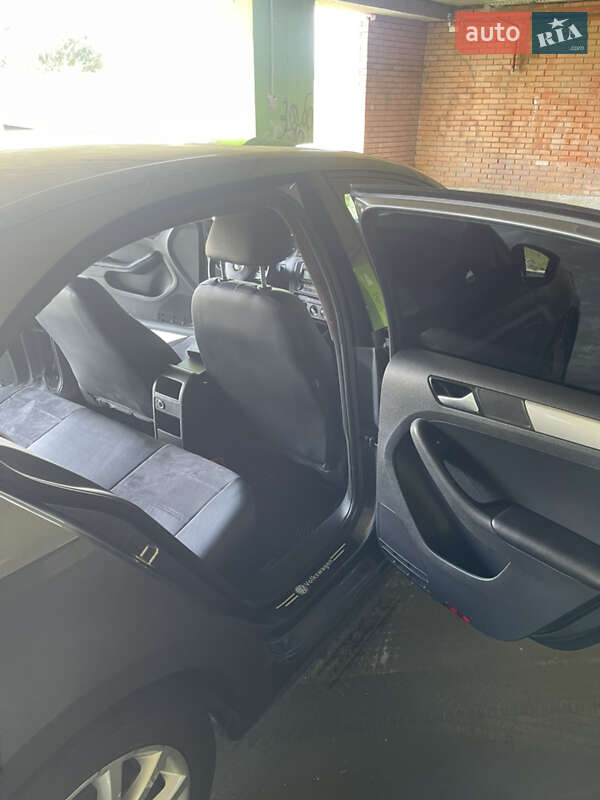 Седан Volkswagen Jetta 2014 в Львове