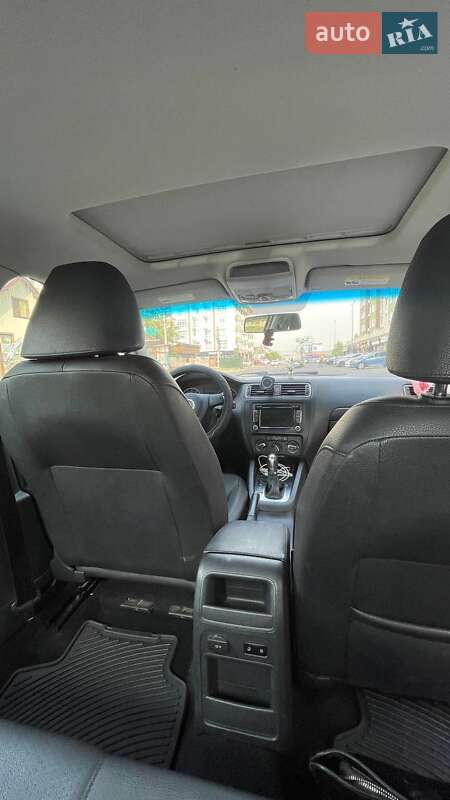 Седан Volkswagen Jetta 2011 в Софіївській Борщагівці фото 11 Седан Volkswagen Jetta 2011 в Софіївській Борщагівці