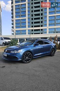 Седан Volkswagen Jetta 2017 в Днепре