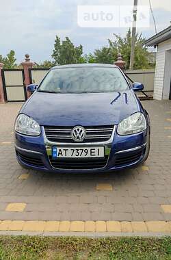 Седан Volkswagen Jetta 2006 в Снятине