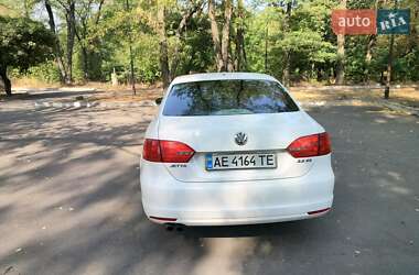 Седан Volkswagen Jetta 2011 в Дніпрі