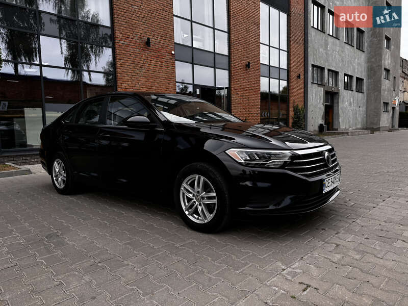 Седан Volkswagen Jetta 2020 в Черновцах
