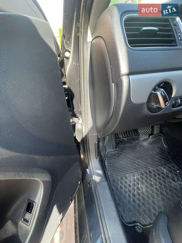 Седан Volkswagen Jetta 2013 в Гатном