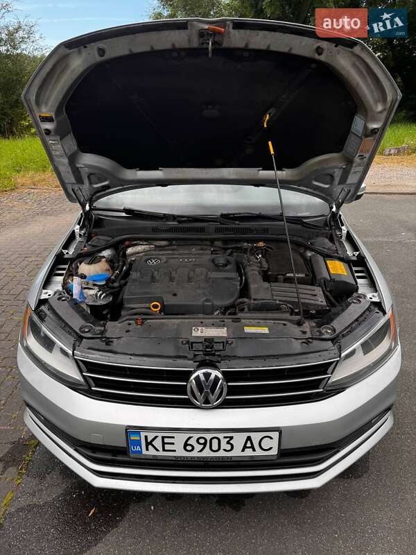 Седан Volkswagen Jetta 2015 в Кривом Роге