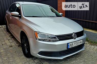 Седан Volkswagen Jetta 2012 в Виннице