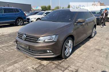 Седан Volkswagen Jetta 2014 в Львове