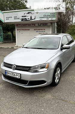 Седан Volkswagen Jetta 2012 в Білгороді-Дністровському